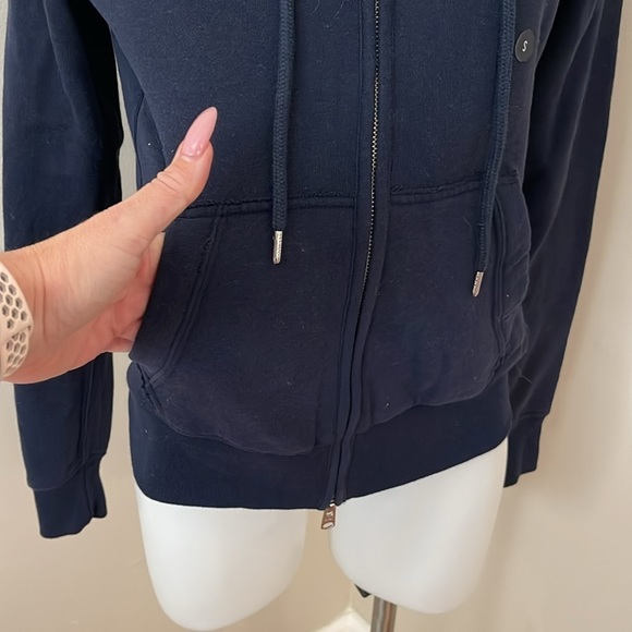 (NWT) Abercrombie & Fitch Women’s Full Zip Sherpa Hoodie in Navy, Small - Picture 6 of 15